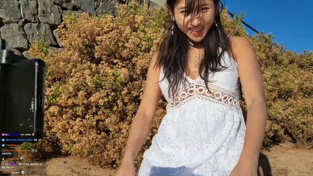 Jinnytty page leaked private photo uncensored HD quality