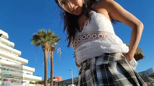 Jinnytty page leaked private photo uncensored HD quality