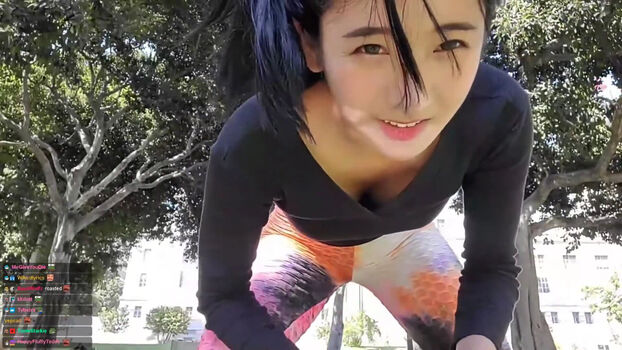 Jinnytty page leaked private photo uncensored HD quality