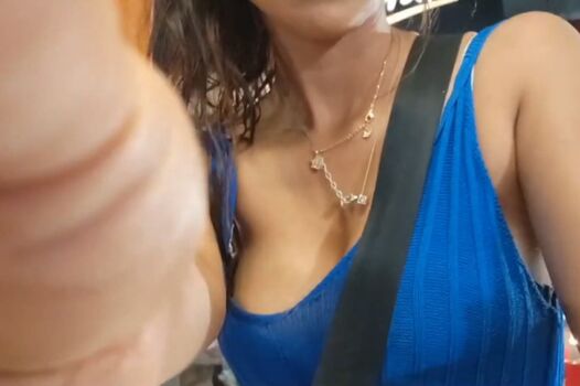 Jinnytty page leaked private photo uncensored HD quality