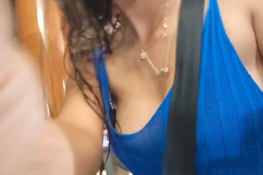 Jinnytty page leaked private photo uncensored HD quality