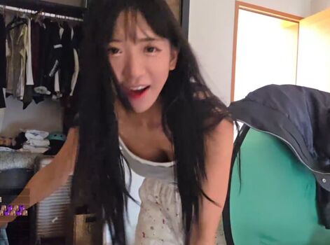 Jinnytty leaked private photo uncensored HD quality