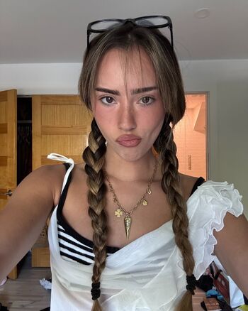 Julia ernst page leaked private photo uncensored HD quality