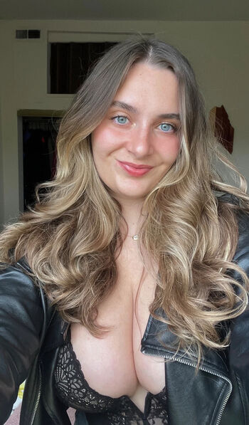 Julia kocsis page leaked private photo uncensored HD quality