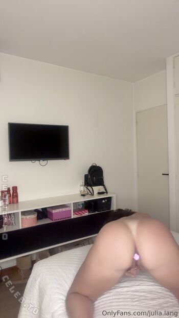 Julia lang leaked private photo uncensored HD quality