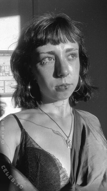Karamelisiertt page leaked private photo uncensored HD quality
