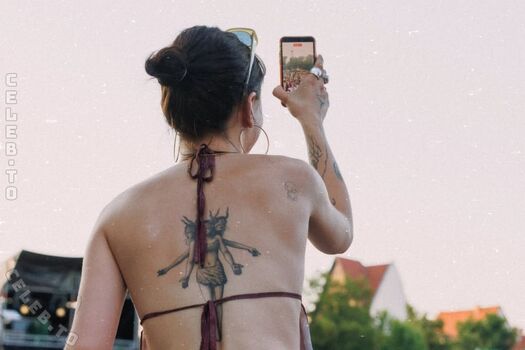 Karamelisiertt leaked private photo uncensored HD quality