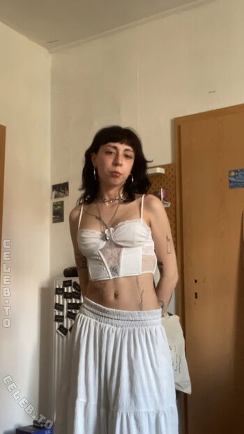 Karamelisiertt leaked private photo uncensored HD quality