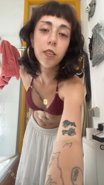 Karamelisiertt leaked private photo uncensored HD quality