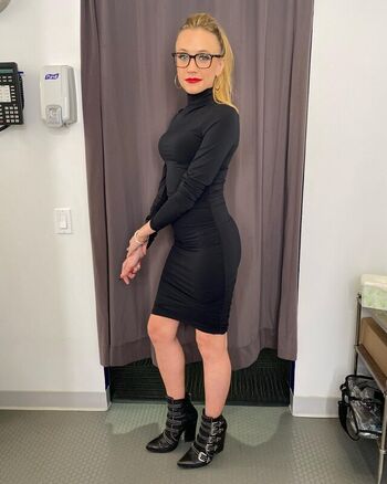 Kat timpf page leaked private photo uncensored HD quality