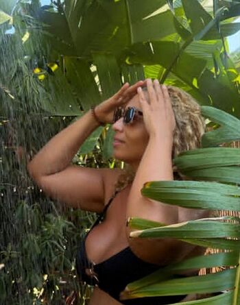 Kayna samet leaked private photo uncensored HD quality