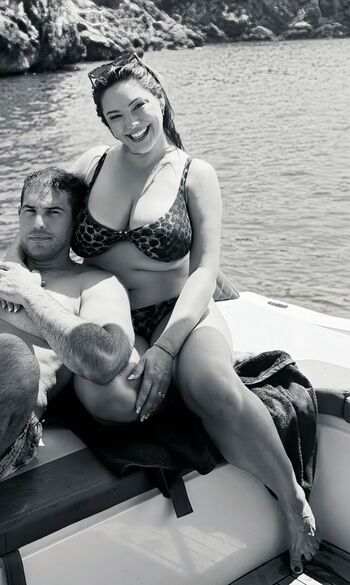 Kelly brook page leaked private photo uncensored HD quality