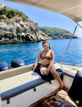 Kelly brook page leaked private photo uncensored HD quality