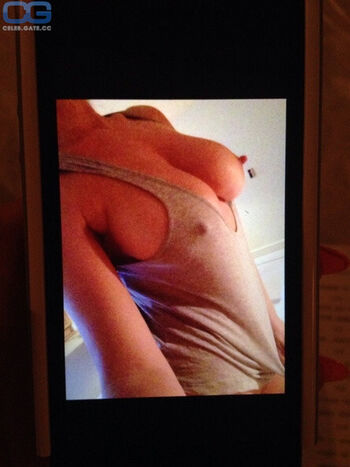 Kelly brook page leaked private photo uncensored HD quality