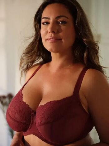 Kelly brook page leaked private photo uncensored HD quality