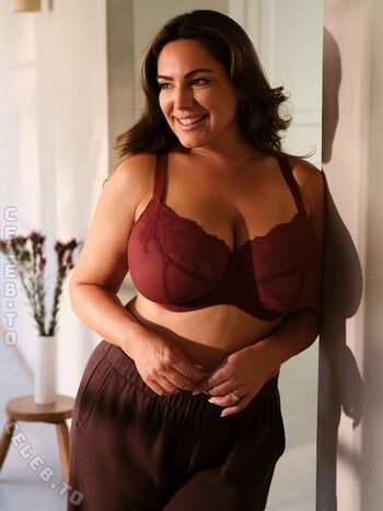 Kelly brook page leaked private photo uncensored HD quality