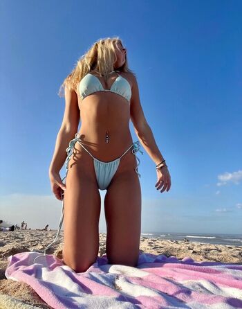 Kelsey lospitalier leaked private photo uncensored HD quality