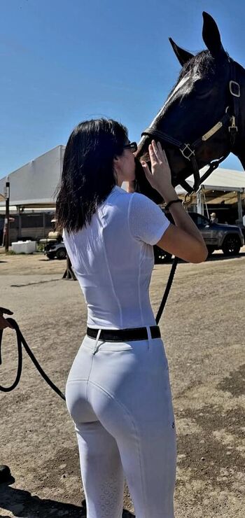 Kendall jenner  page leaked private photo uncensored HD quality