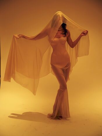 Kendall jenner  page leaked private photo uncensored HD quality
