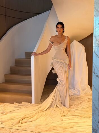 Kendall jenner  page leaked private photo uncensored HD quality
