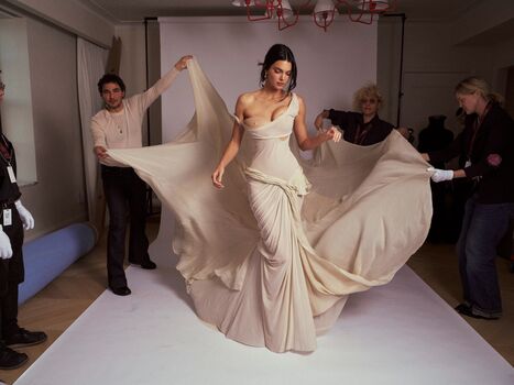 Kendall jenner  page leaked private photo uncensored HD quality
