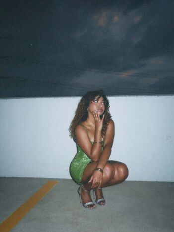 Krystalogy leaked private photo uncensored HD quality