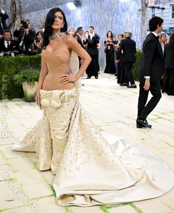 Kylie jenner  page leaked private photo uncensored HD quality
