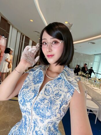 Larissa rochefort leaked private photo uncensored HD quality