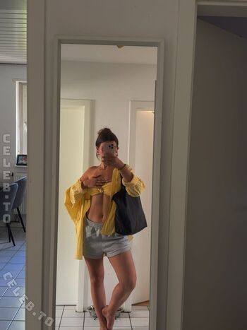 Laura marie rhrig page leaked private photo uncensored HD quality