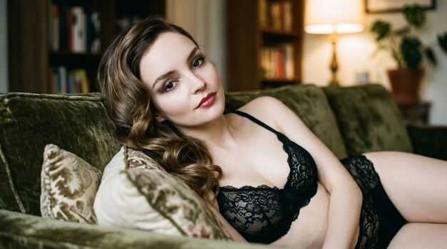 Lauren mayberry leaked private photo uncensored HD quality