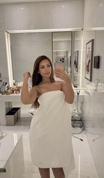 Laurgmzz leaked private photo uncensored HD quality