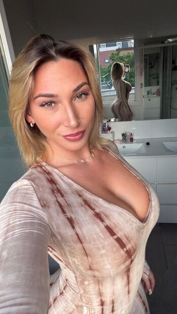 Laurine   page leaked private photo uncensored HD quality