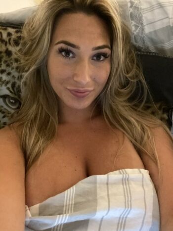Laurine   page leaked private photo uncensored HD quality