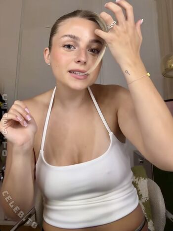 Lea breuer page leaked private photo uncensored HD quality