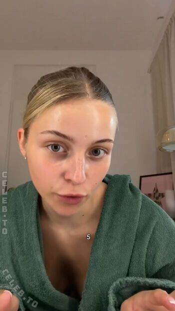 Lea breuer page leaked private photo uncensored HD quality