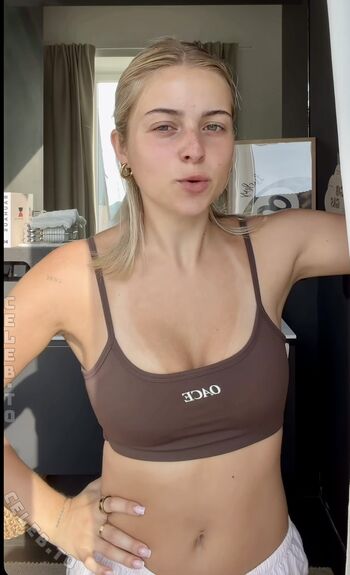 Lea breuer page leaked private photo uncensored HD quality