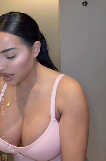 Leyla lahouar page leaked private photo uncensored HD quality