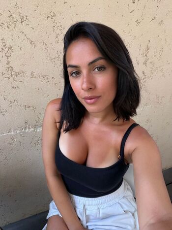 Lia toutcourt leaked private photo uncensored HD quality