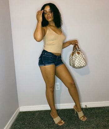 Lightskin  page leaked private photo uncensored HD quality