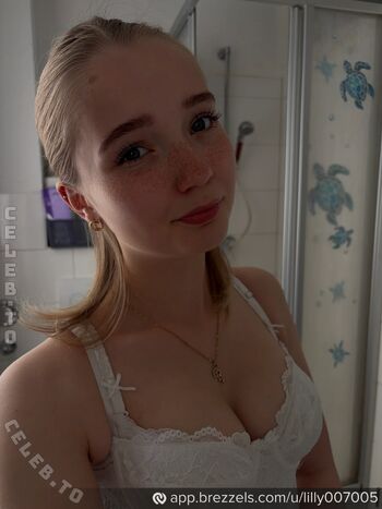 Lilly schaper page leaked private photo uncensored HD quality