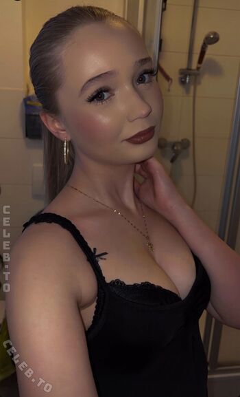 Lilly schaper page leaked private photo uncensored HD quality