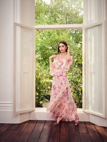 Lily collins page leaked private photo uncensored HD quality