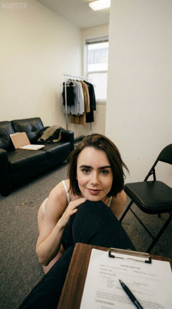 Lily collins page leaked private photo uncensored HD quality