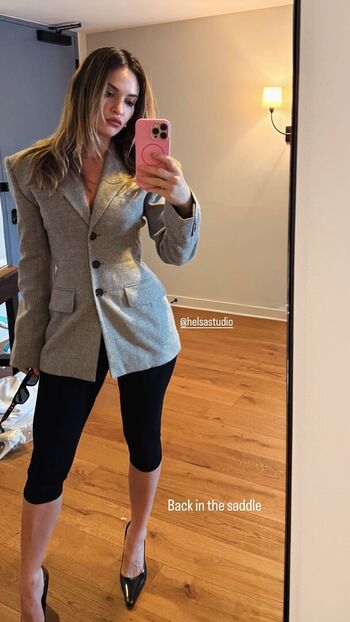 Lily james page leaked private photo uncensored HD quality