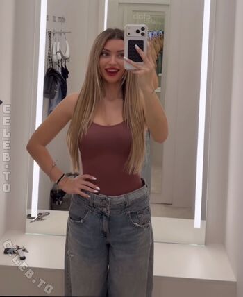 Linuschka leaked private photo uncensored HD quality
