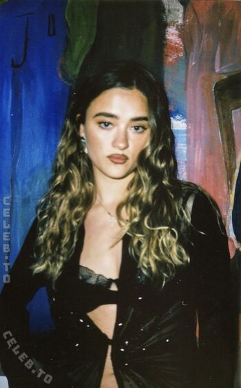 Lizzy greene leaked private photo uncensored HD quality