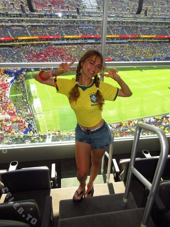 Lizzy greene leaked private photo uncensored HD quality