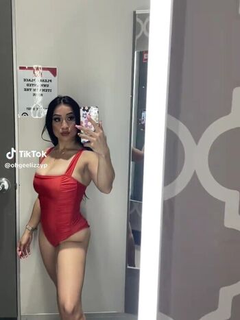 Lizzywurst page leaked private photo uncensored HD quality