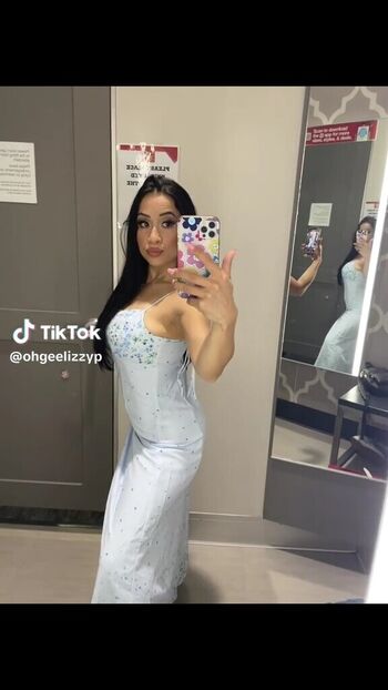 Lizzywurst page leaked private photo uncensored HD quality