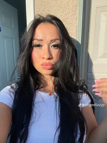 Lizzywurst page leaked private photo uncensored HD quality